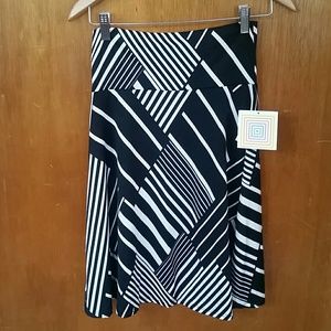 NWT Lularoe skirt